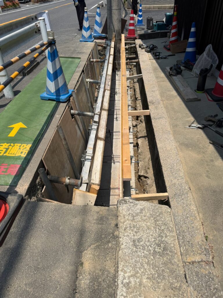 奈良県橿原市　重力式擁壁工事